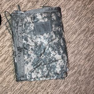 US Military Wet Weather Poncho Liner Digital Camo Woobie approximately 86 x 62